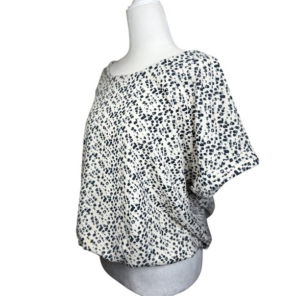 NEW Melloday Womens L Blouse top Black White Gray Stretch Zip Back Short Sleeves - Picture 5 of 10